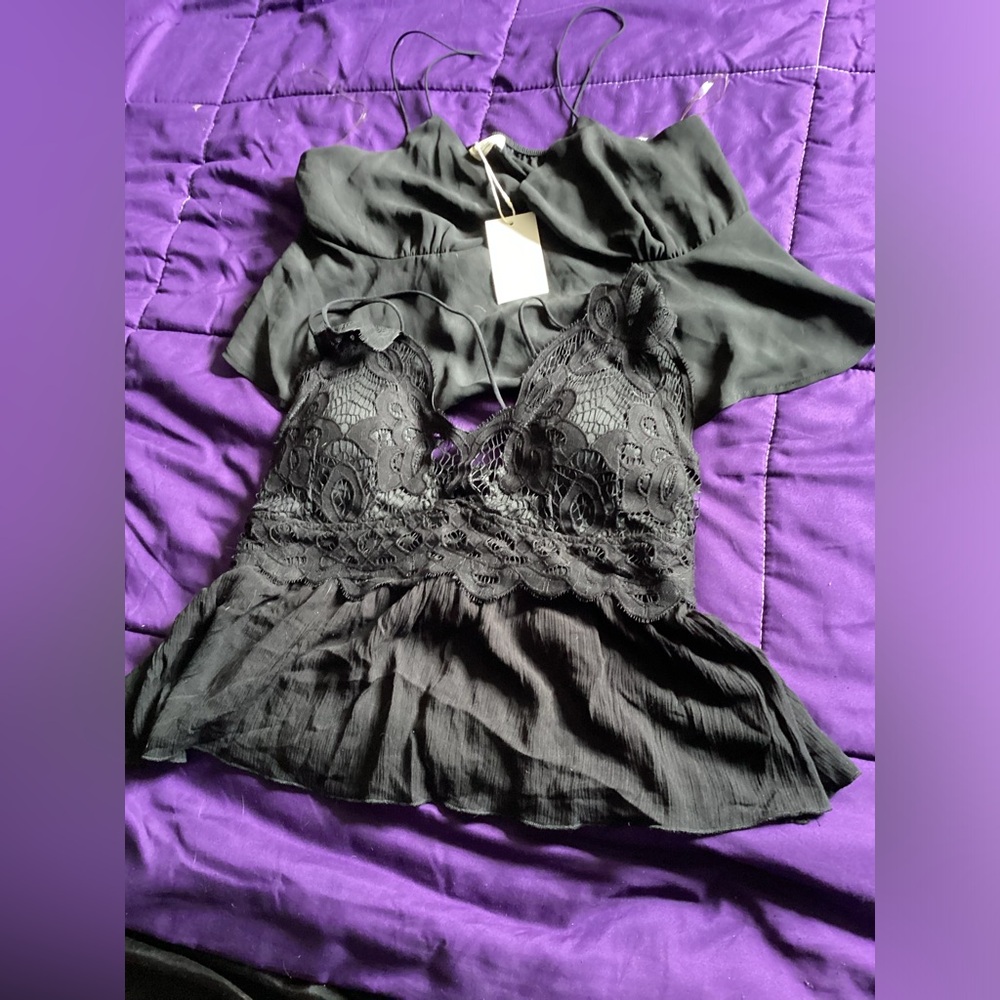 2 black camisoles